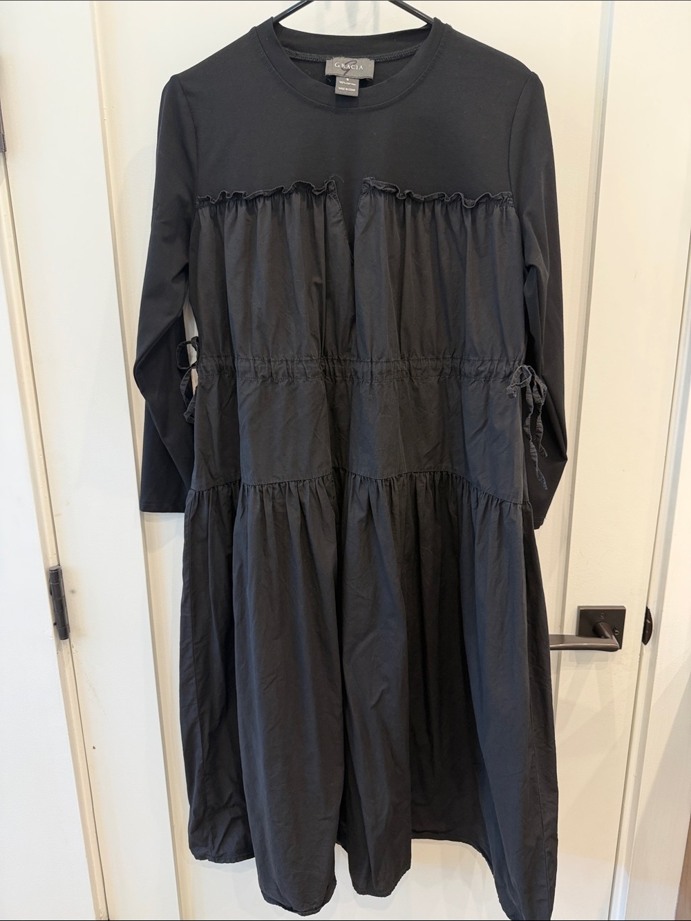 Gracia Black Dress